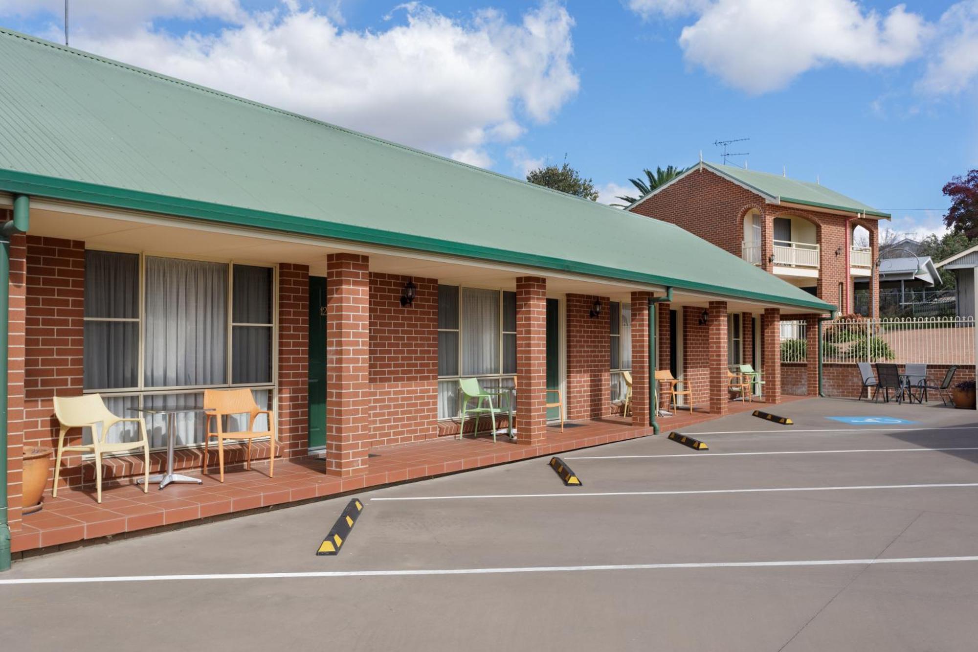 The Roseville Apartments Tamworth Exterior photo