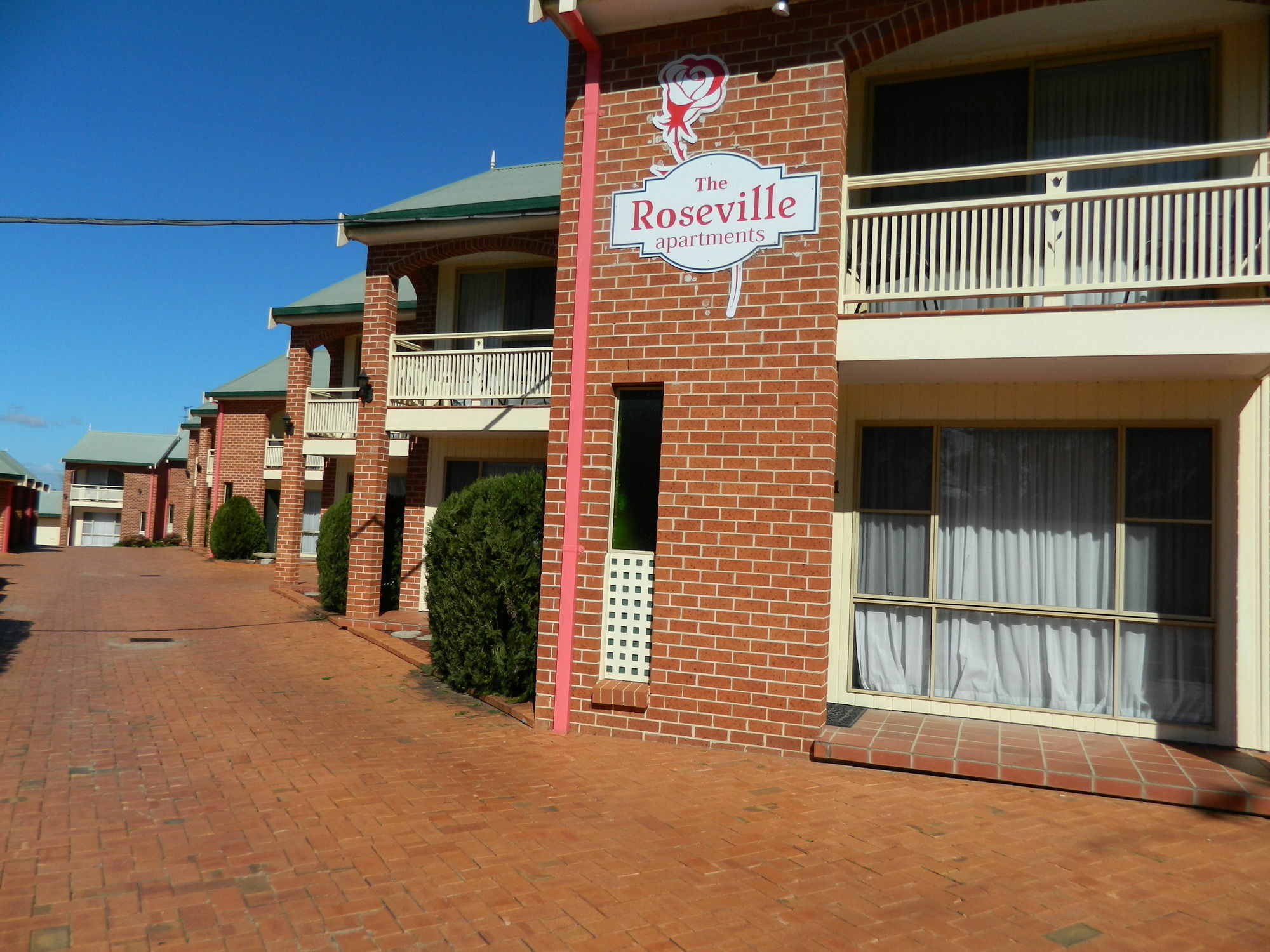 The Roseville Apartments Tamworth Exterior photo